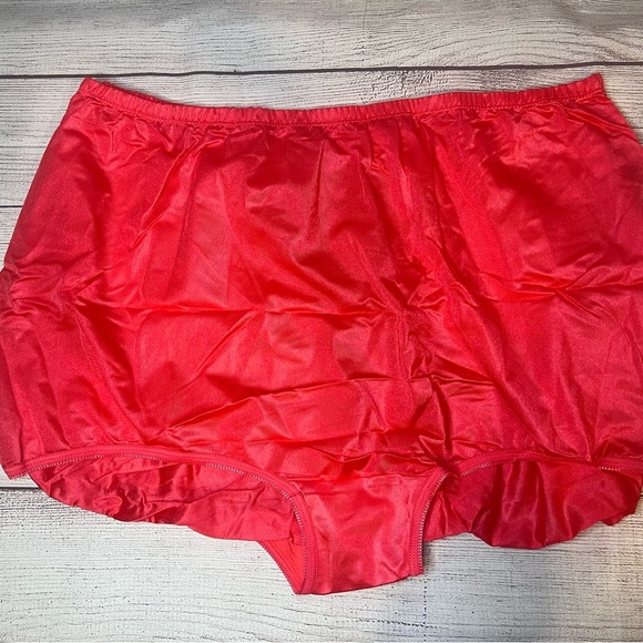 Colorful Women's Panties Set - Picture 2 of 4